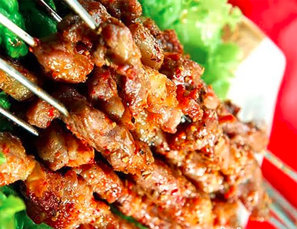 ベトナム風豚肉串焼き（ティットヌン）