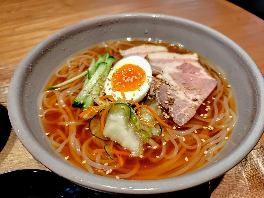夏の涼メニュー！saunahouse夏のサ飯の新定番「冷麺」