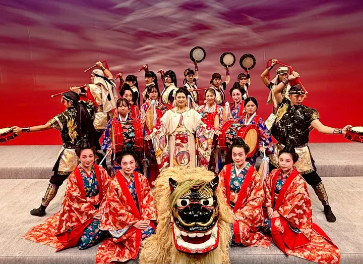 琉球歌舞団 紅華風-KAFU- の集合写真